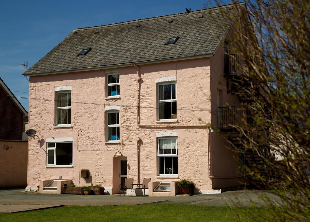 Maenllwyd Guest House Machynlleth Esterno foto